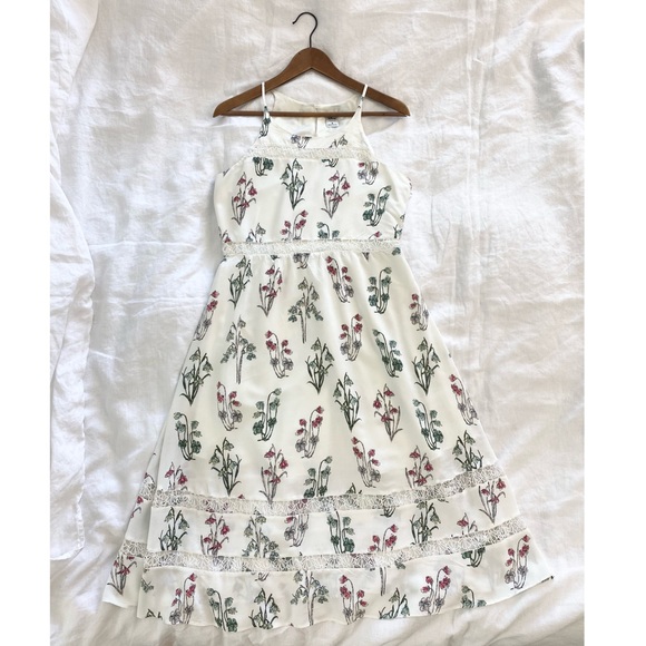 Disney x LC Lauren Conrad Alice in Wonderland Print Midi Dress - Picture 7 of 16